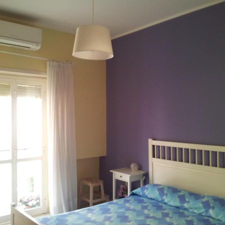 B&B Dimora Di Traiano Terracina Exteriör bild